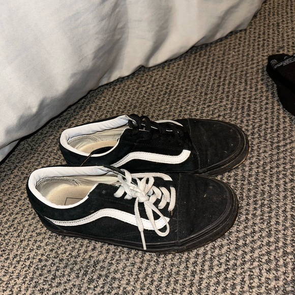 Shoes - Picture 3 of 3